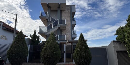 ALUGA-SE FLAT MOBILIADO